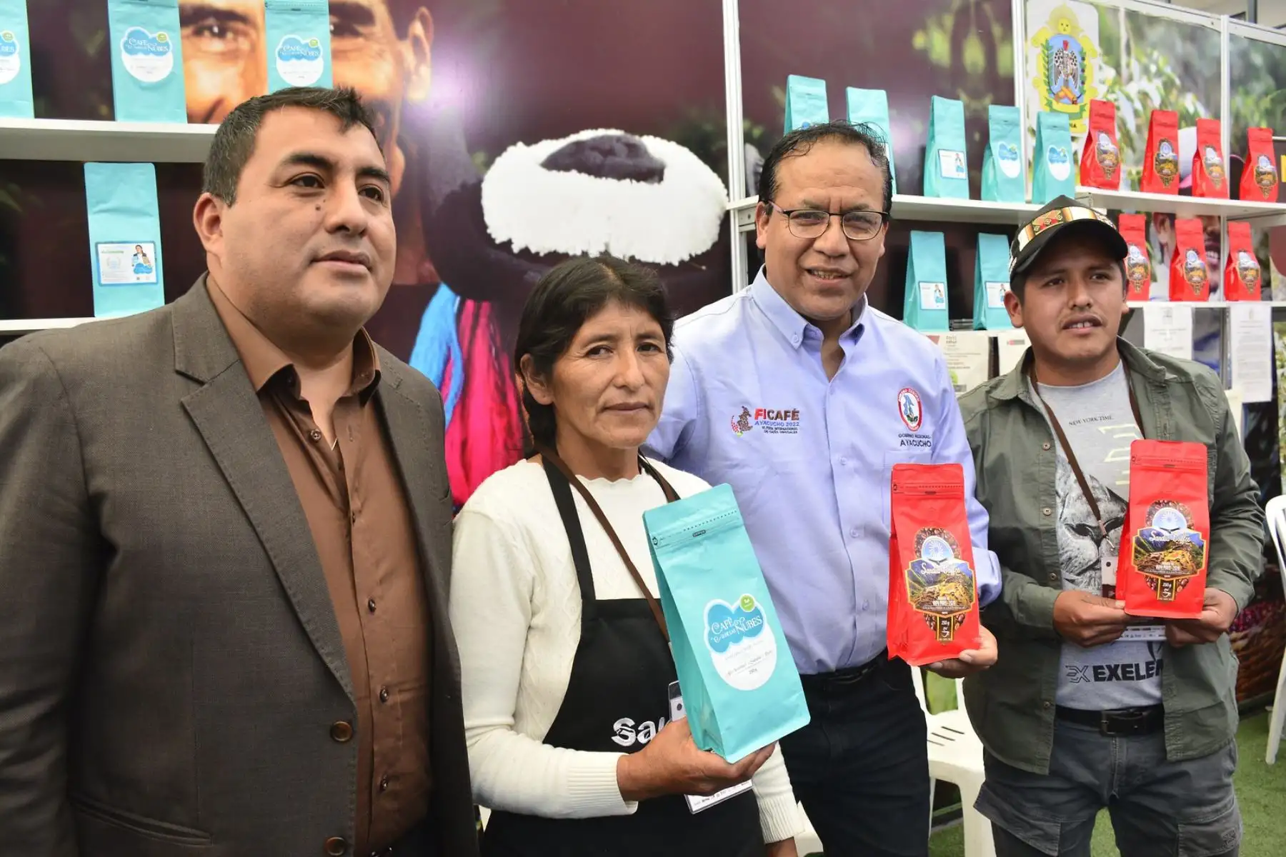 El ministro de Comercio Exterior y Turismo, Roberto Sánchez, clausuró la VI Feria Internacional de Cafés Especiales-FICAFÉ 2022, que se desarrolló en la región Ayacucho. Foto: ANDINA/Mincetur