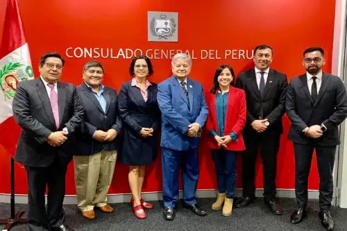 Delegación peruana en Australia.