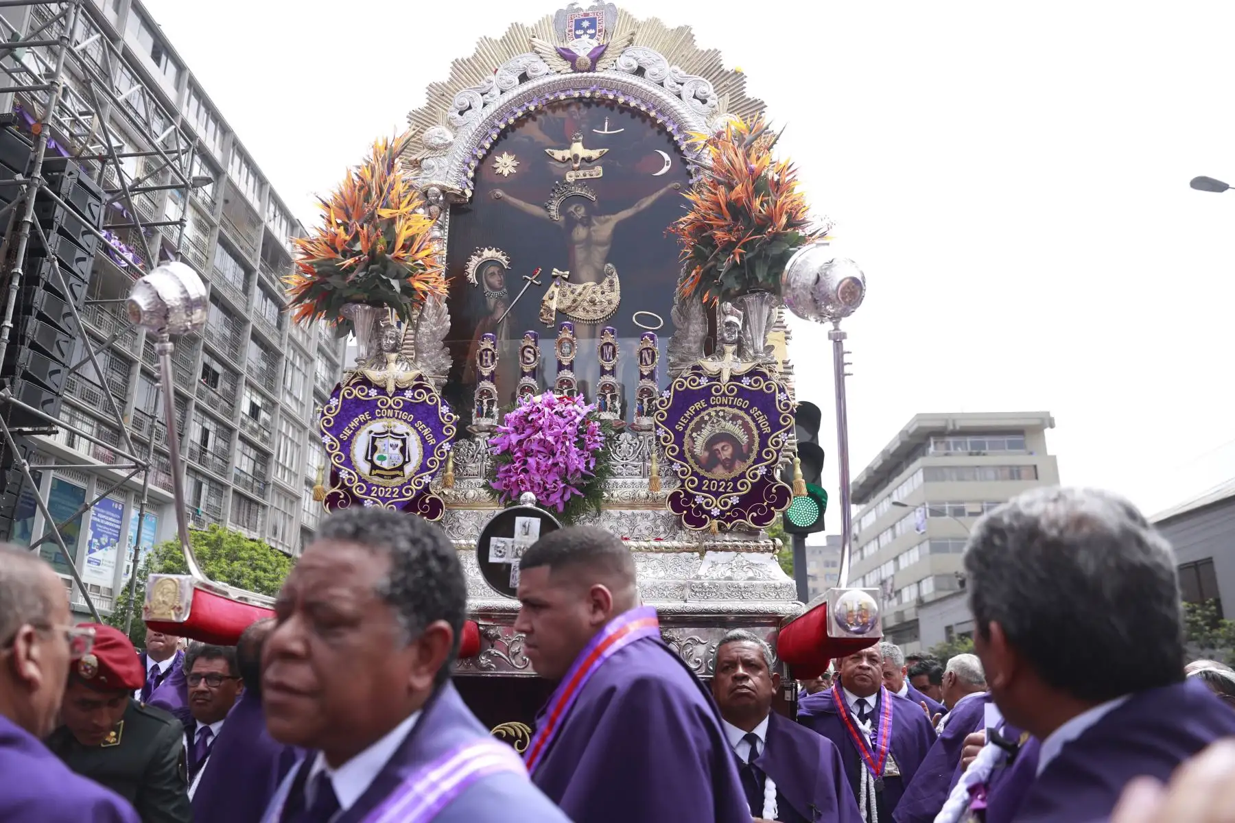 Quinto y último recorrido procesional del Señor de los Milagros. Foto: ANDINA/Melina Mejía