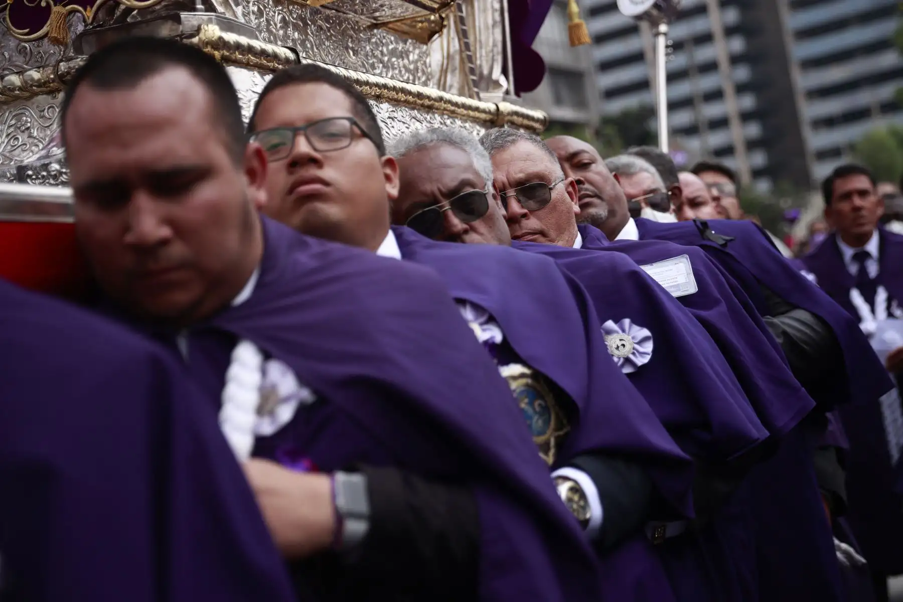 Quinto y último recorrido procesional del Señor de los Milagros. Foto: ANDINA/Melina Mejía