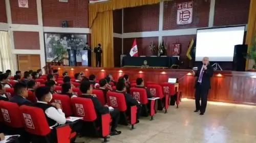 Mininter capacitó a más de 100 policías para fortalecer lucha contra el crimen organizado
