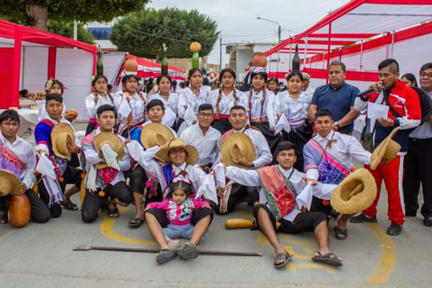 El parque principal de Mórrope, en la región Lambayeque, fue escenario del concurso De mi pueblo, la mejor chicha. Foto: ANDINA/Difusión