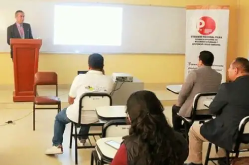 El Ministerio de Transportes y Comunicaciones (MTC), a través de la Dirección General de Asuntos Ambientales, capacitó a especialistas del Gobierno Regional de Piura sobre acciones de supervisión y fiscalización ambiental en el sector transportes.