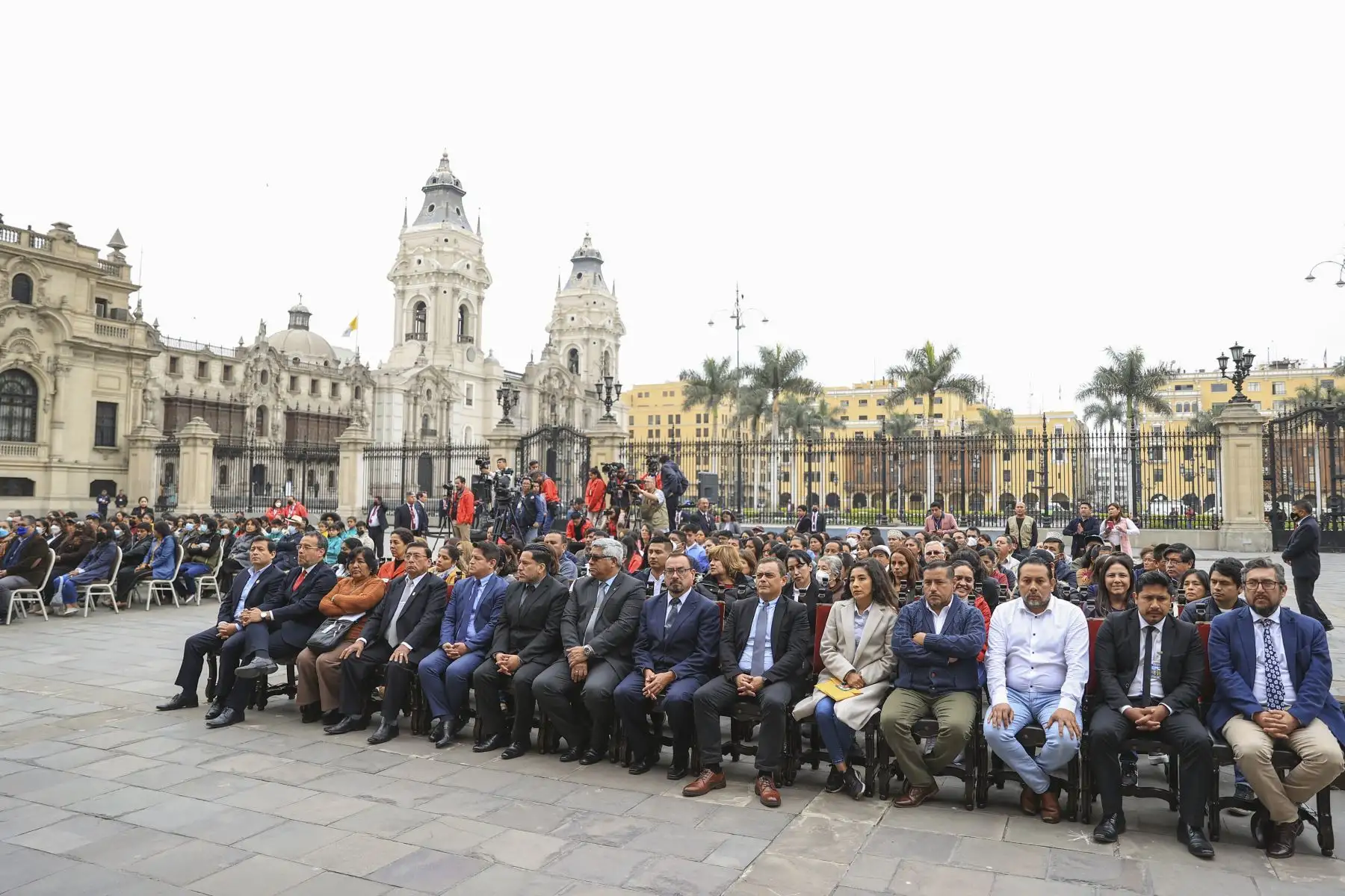 El presidente de la República, Pedro Castillo Terrones, participó en la actividad “La Cultura nos une: 242° aniversario de la rebelión de Túpac Amaru II y Micaela Bastidas”. El mandatario estuvo acompañado del Premier, Aníbal Torres Vásquez; y la ministra de Cultura, Betssy Chávez Chino. Foto: ANDINA/ Prensa Presidencia