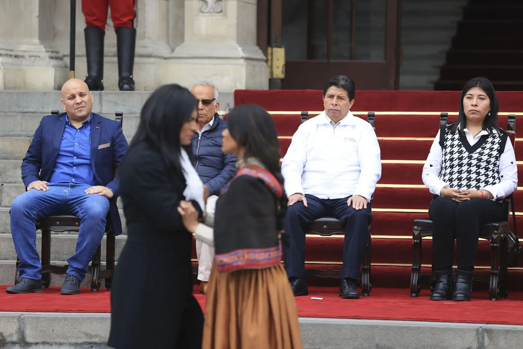 El presidente de la República, Pedro Castillo Terrones, participó en la actividad “La Cultura nos une: 242° aniversario de la rebelión de Túpac Amaru II y Micaela Bastidas”. El mandatario estuvo acompañado del Premier, Aníbal Torres Vásquez; y la ministra de Cultura, Betssy Chávez Chino. Foto: ANDINA/ Prensa Presidencia