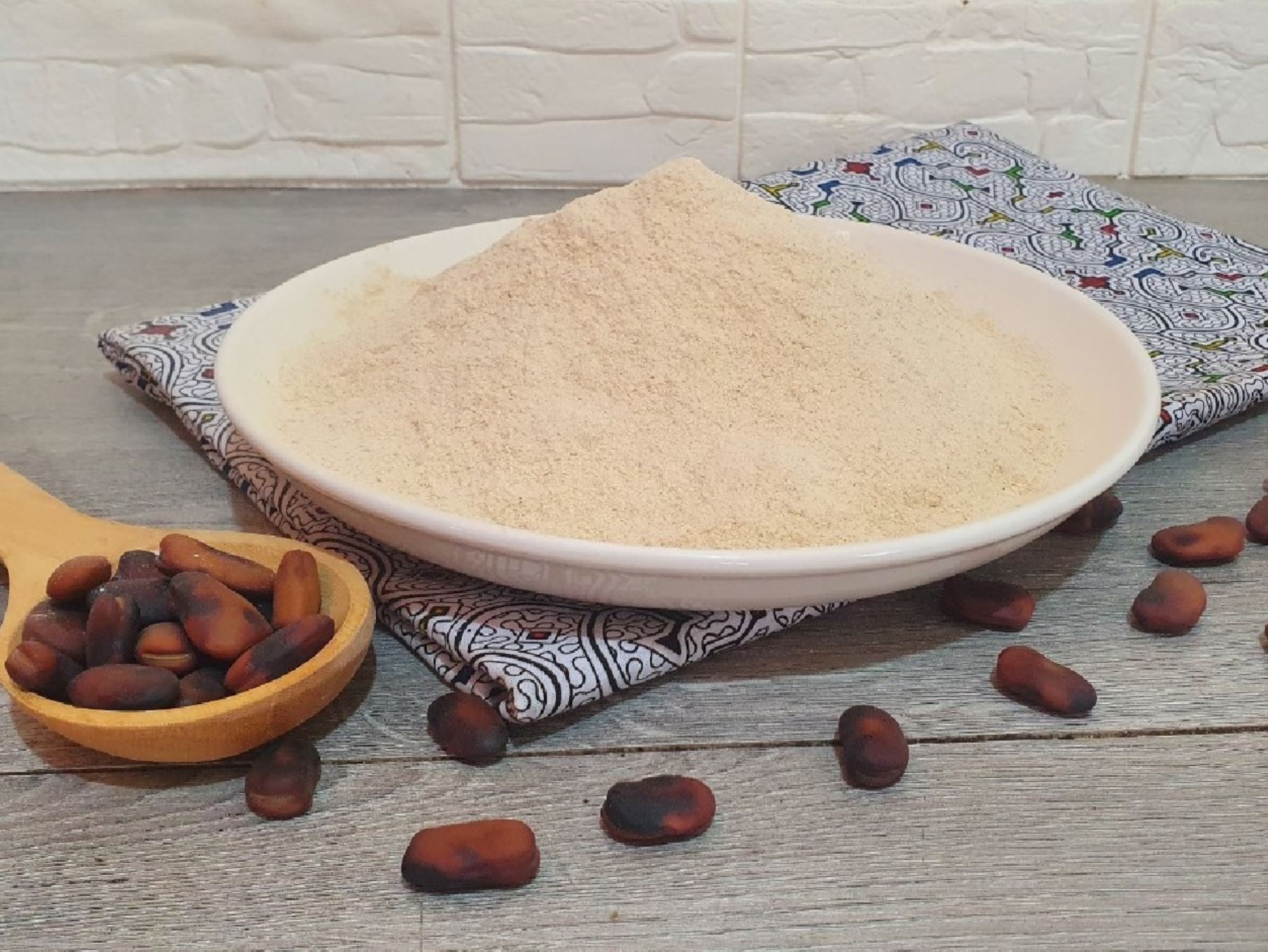 Qali Warma promueve el consumo de harina de haba en los escolares, un producto que destaca por sus bondades nutricionales.