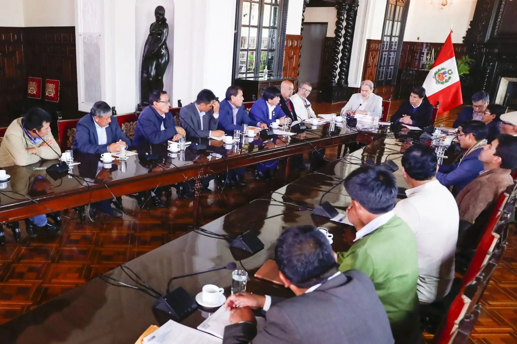 Presidente de la República, Pedro Castillo, se reúne con autoridades de la provincia de Chincheros, región Apurímac. Foto: ANDINA/Prensa Presidencia