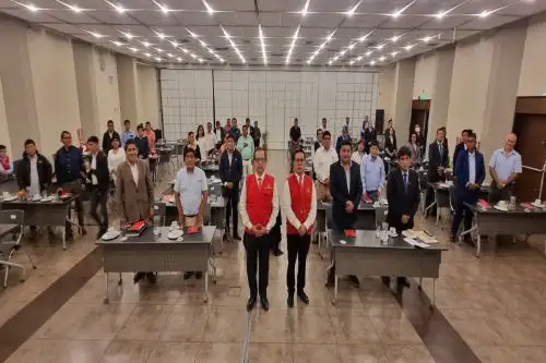 Contraloría en reunión con autoridades electas de Ica Foto: Difusión