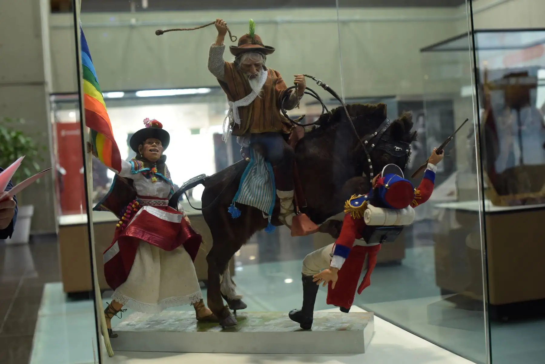 Estas creaciones de artesanos y artistas tradicionales de regiones fueron recibidas hoy por el Proyecto Especial Bicentenario del Ministerio de Cultura para su custodia y posterior exhibición. Foto: Proyecto Especial Bicentenario