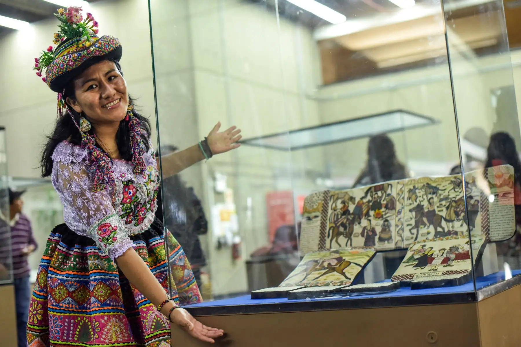 Estas creaciones de artesanos y artistas tradicionales de regiones fueron recibidas hoy por el Proyecto Especial Bicentenario del Ministerio de Cultura para su custodia y posterior exhibición. Foto: ANDINA/Proyecto Especial Bicentenario