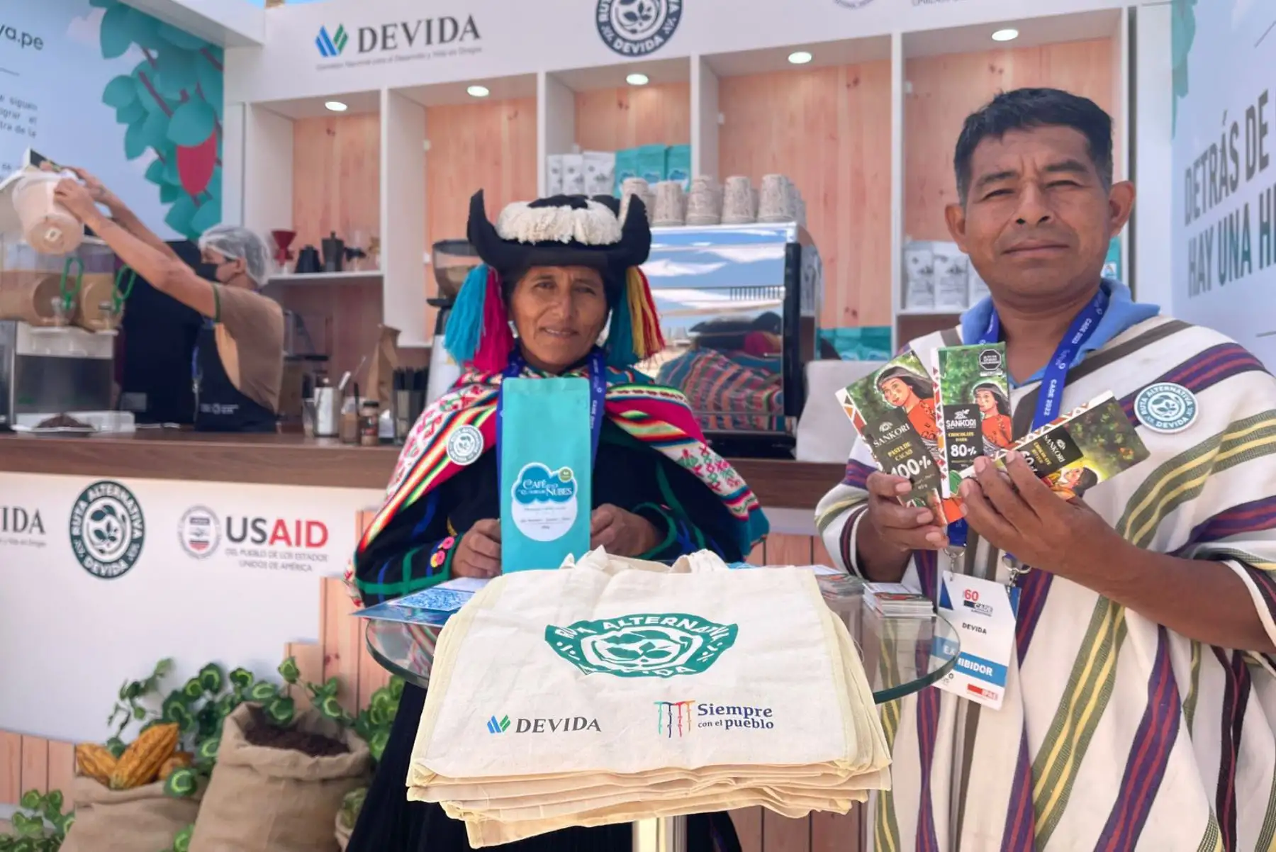Las organizaciones tendrán la oportunidad de promover la comercialización de los productos alternativos entre los empresarios participantes y realizar compromisos comerciales a futuro. Foto: Devida