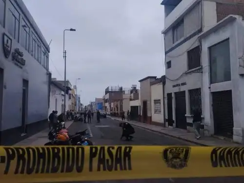 Investigación de la Policía Nacional revela que una organización criminal estaría detrás del asesinato de joven abogado Jaime Flores Córdova, ocurrido en el centro histórico de Trujillo. Foto: ANDINA/difusión.