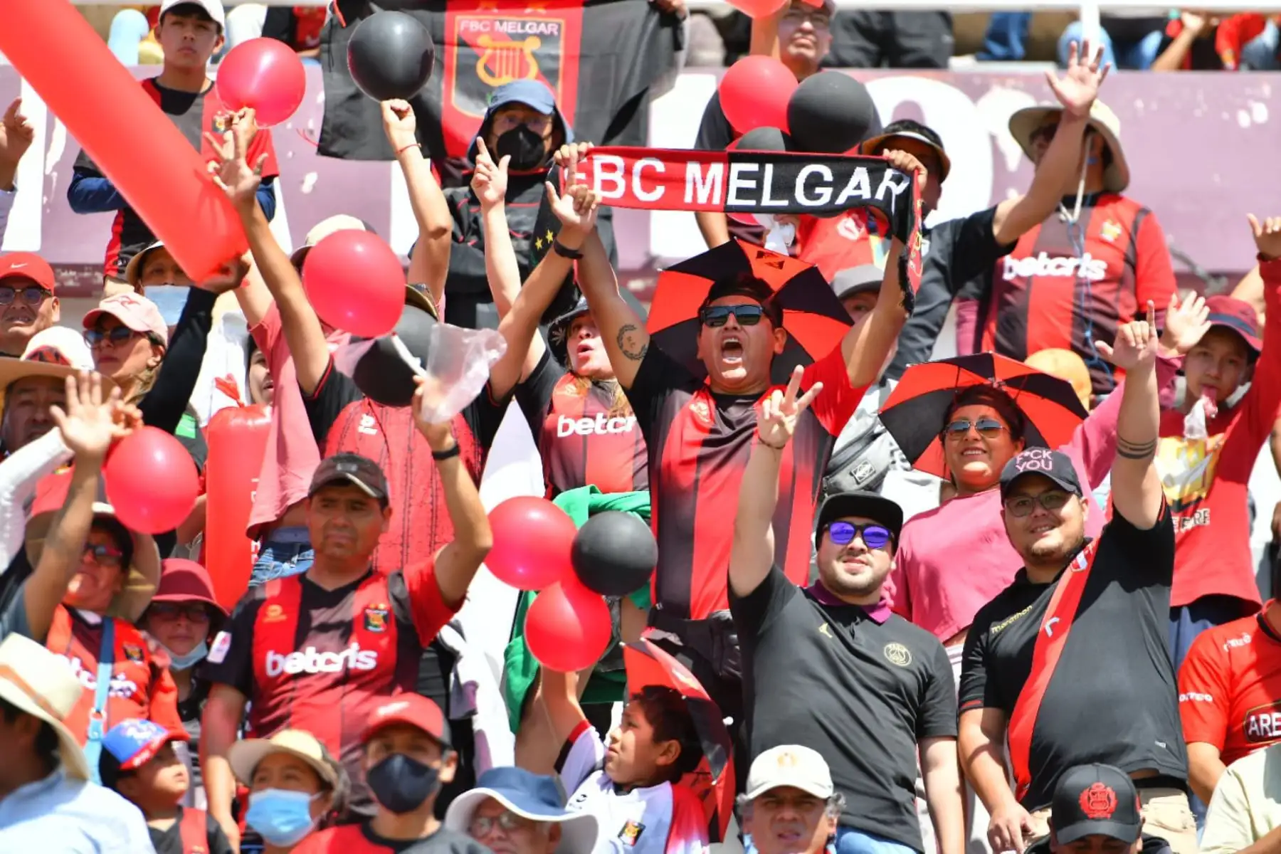 Este primer partido de ida por la final de la Liga 1 se juega en Arequipa solo con hinchada local; sin embargo, se han tomado las previsiones del caso ante la presencia de simpatizantes de Alianza Lima, que podrían infiltrarse y provocar desmanes. . Foto: Cortesía/Diego Ramos