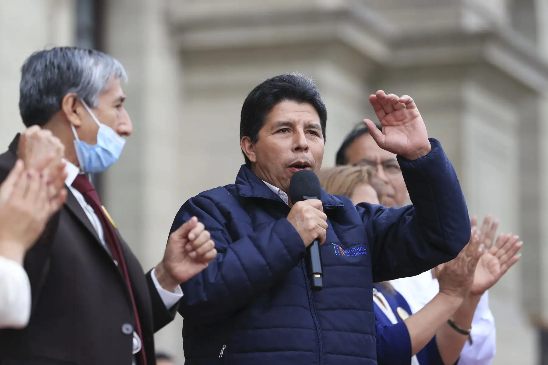 Presidente Pedro Castillo sostuvo reunión con dirigentes de la Confederación Nacional de Trabajadores Estatales y Coordinadora Nacional de Micro Empresarios Estatales del Perú.

Foto: ANDINA/Presidencia