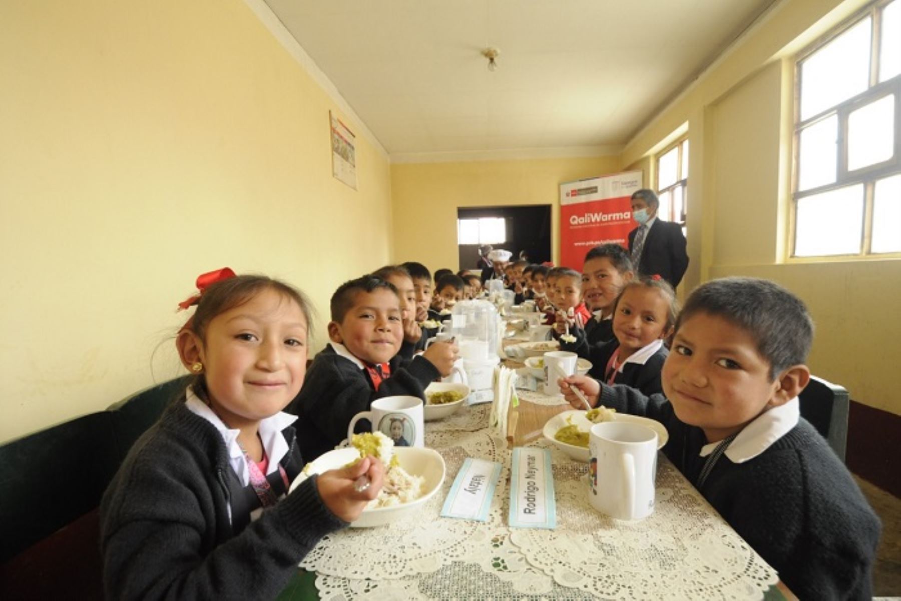 El Programa Nacional de Alimentación Escolar Qali Warma aseguró la prestación del servicio alimentario escolar para las 493 instituciones educativas del departamento de Tacna, luego de adjudicar el 100 % de los ítems en el marco del Proceso de Compras 2023.