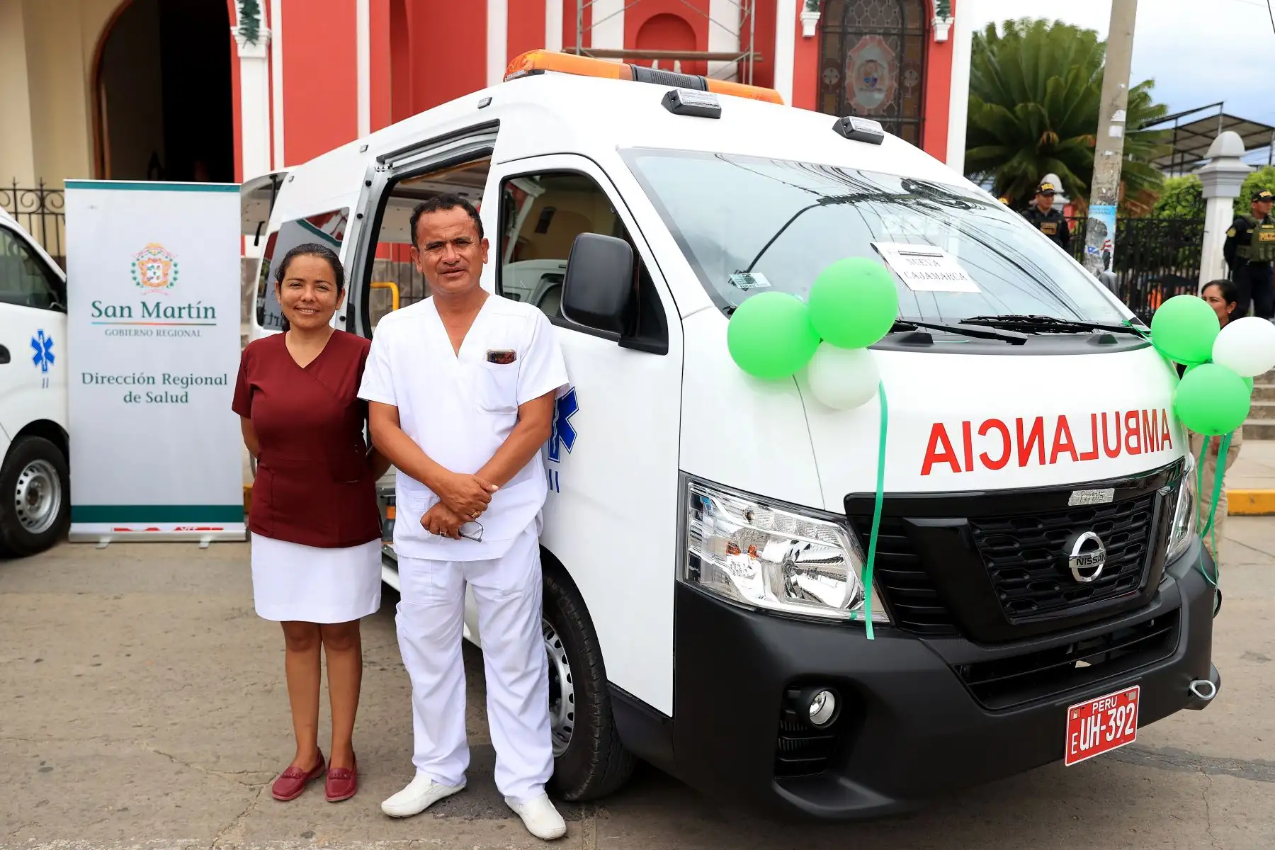 Presidente Castillo en Moyobamba, entrega cheque al beneficiario 200 000 de FertiAbono; tres ambulancias a la DIRESA San Martín; y 15 camionetas, 45 motocicletas y 3 deslizadores a las rondas campesinas.

Foto: ANDINA/Prensa Presidencia