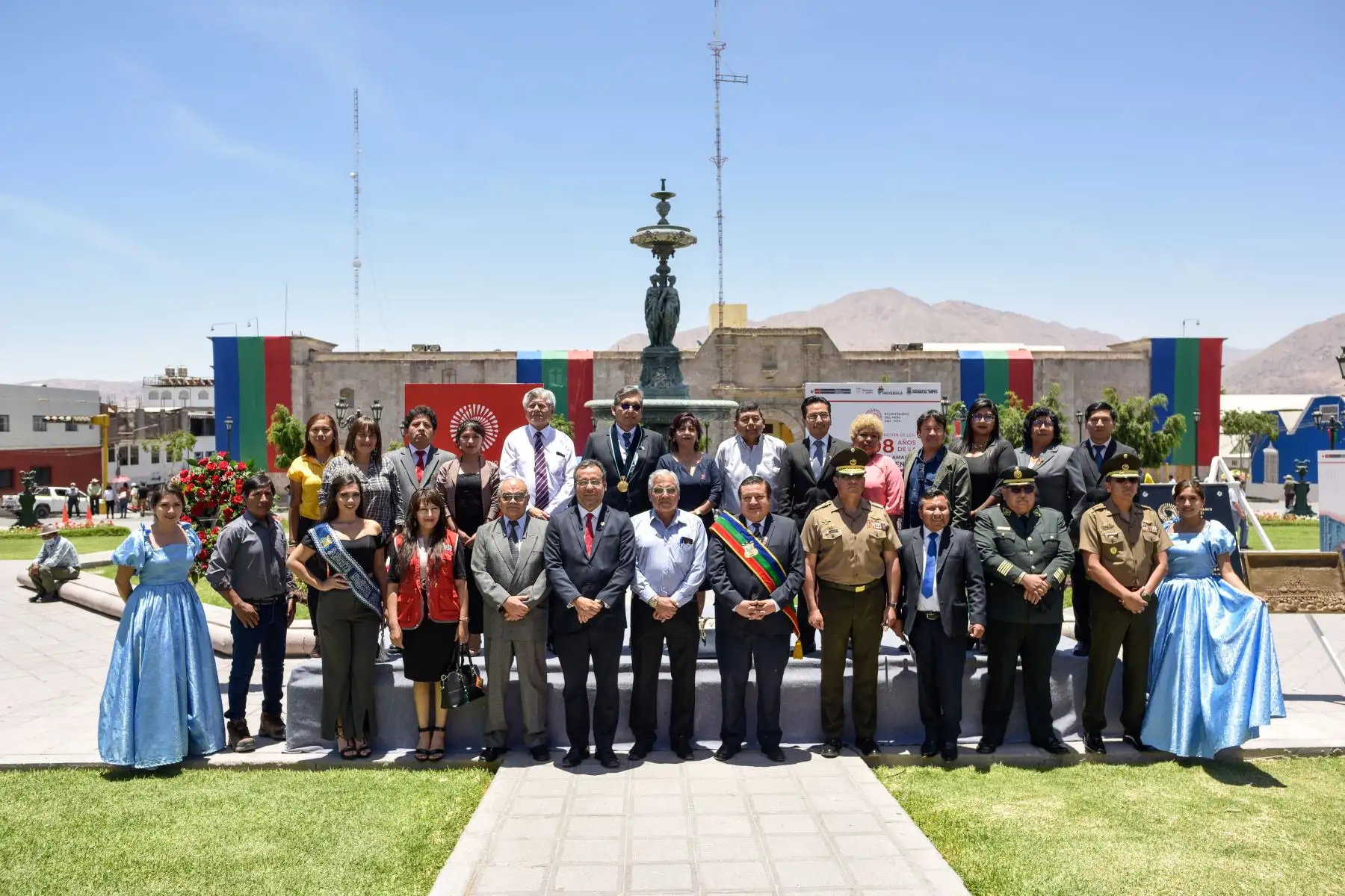 Proyecto Especial Bicentenario entregó a Moquegua escultura y placa por 208 años de su primera proclamación de independencia.

Foto: ANDINA/Proyecto Especial Bicentenario
