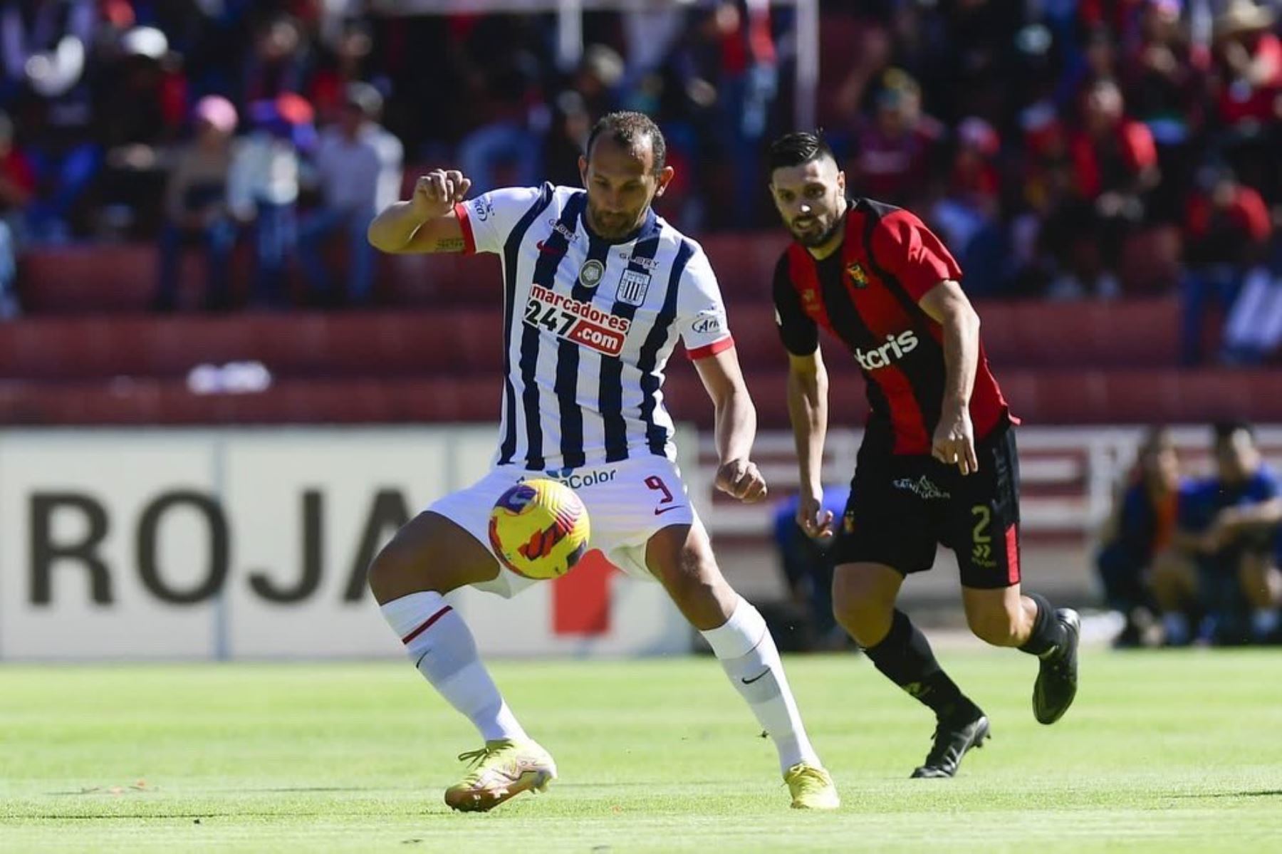 Hernán Barcos es la carta principal de gol de Alianza Lima para la final