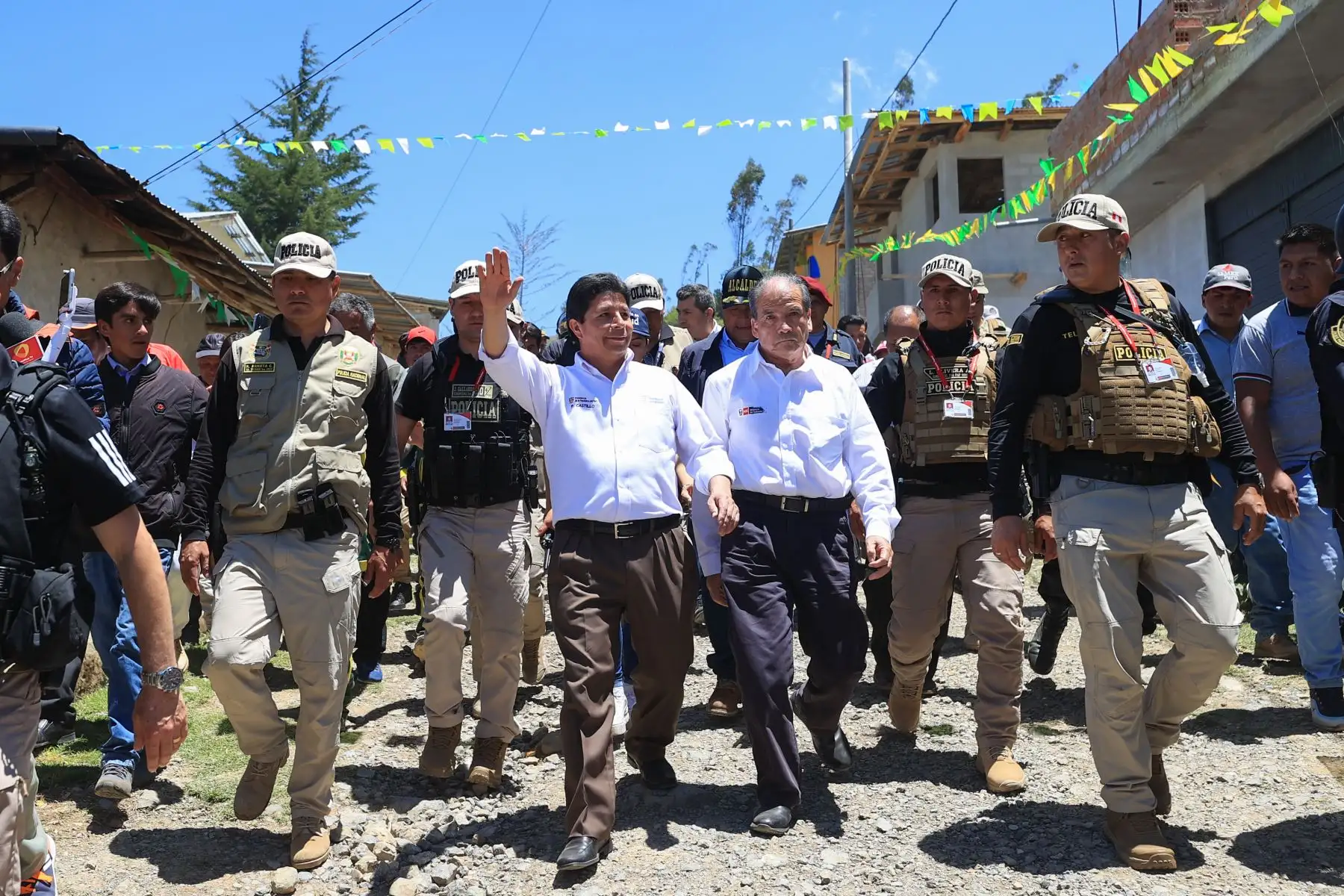 El presidente de la República, Pedro Castillo, visitó colegio Juan Velasco Alvarado del centro poblado de Huangamarca, en la región Cajamarca. Foto: ANDINA/Prensa Presidencia