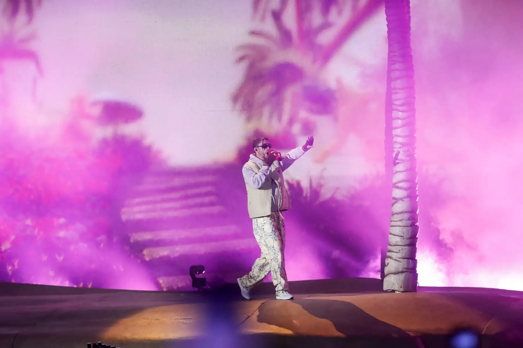 El cantante puertorriqueño, Bad Bunny, se presenta esta noche en el Estadio Nacional como parte de su gira ‘World Hottest Tour’. El concierto se desarrolla con más de 50 mil asistentes. Foto: ANDINA/Renato Pajuelo
