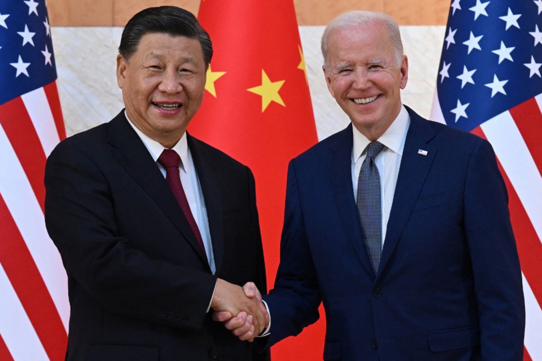 Presidentes Xi Jinping (China) y Joe Biden (Estados Unidos) en un encuentro en 2022. Foto: AFP