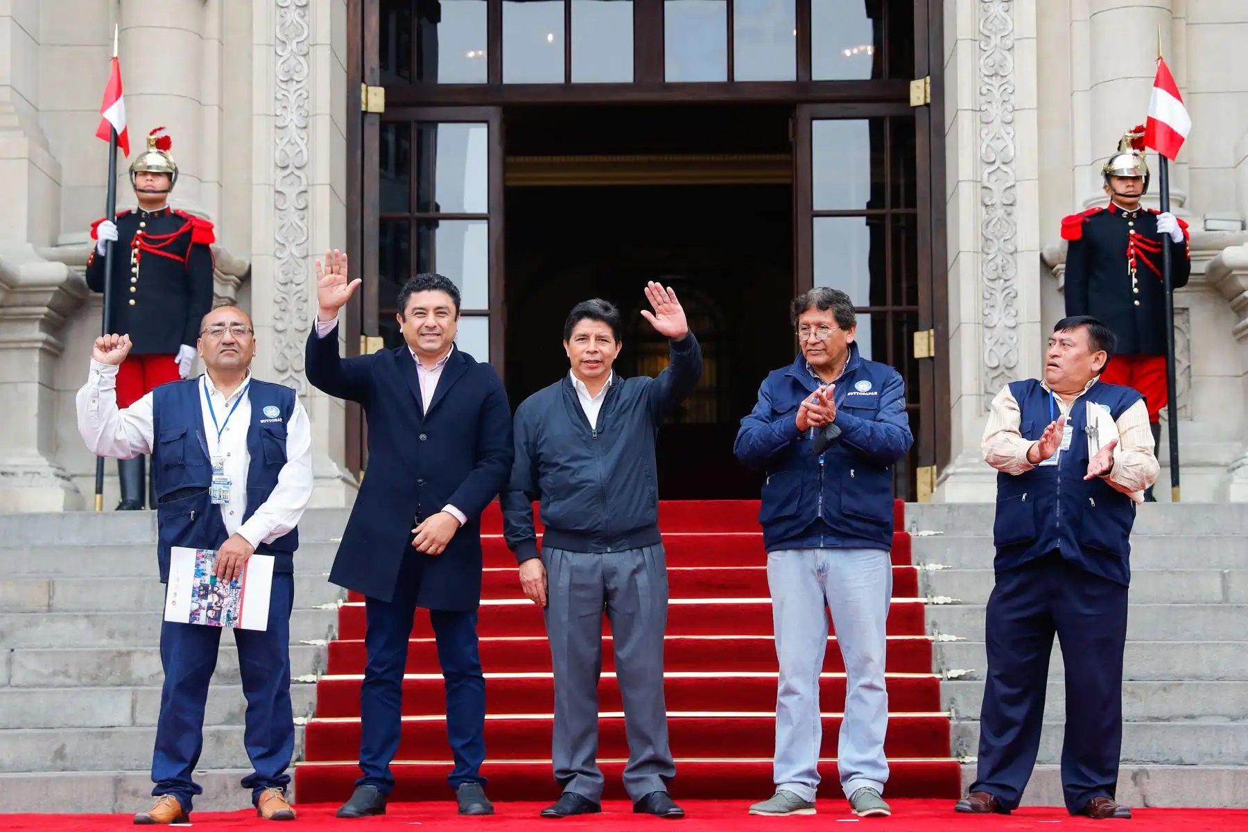Presidente Pedro Castillo sostuvo reunión con dirigentes del Servicio de Agua Potable y Alcantarillado de Lima (SEDAPAL). Foto: ANDINA/ Prensa Presidencia