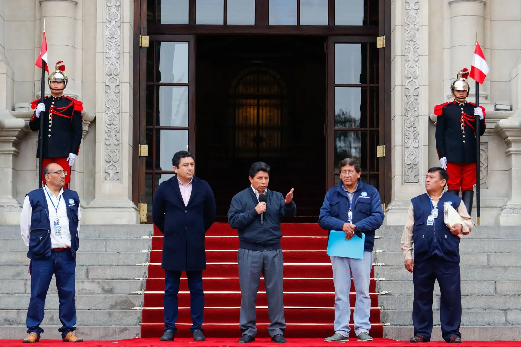 Presidente Pedro Castillo sostuvo reunión con dirigentes del Servicio de Agua Potable y Alcantarillado de Lima (SEDAPAL). Foto: ANDINA/ Prensa Presidencia