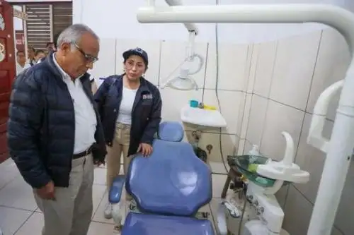 La ministra Kelly Portalatino expresó su compromiso de fortalecer la infraestructura del Centro de Salud de Purús a través del Pronis.