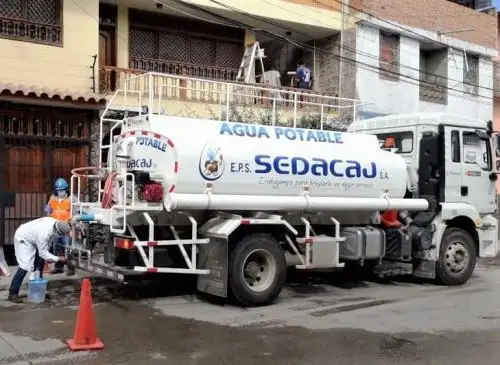 La ausencia de lluvias en la región Cajamarca disminuyó el caudal del río Grande y obligó a la empresa Sedacaj restringir el servicio de agua potable en la ciudad de Cajamarca. Foto: Eduard Lozano