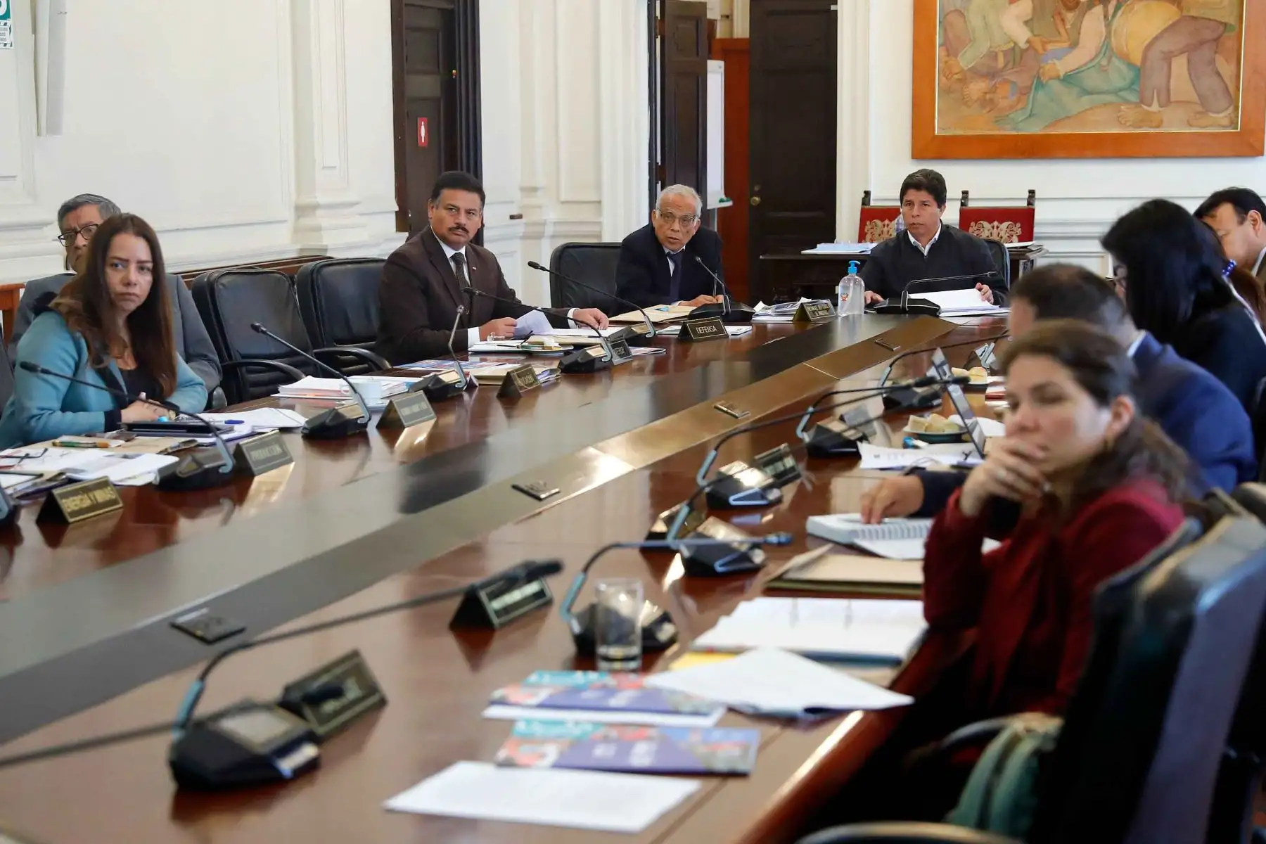 El presidente Pedro Castillo lidera una nueva sesión del Consejo de Ministros en Palacio de Gobierno. Foto: ANDINA/ Prensa Presidencia