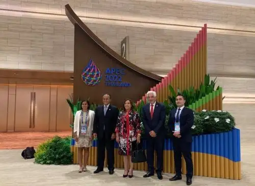 Vicepresidenta Dina Boluarte participa en Diálogo Informal de Líderes Económicos de APEC.