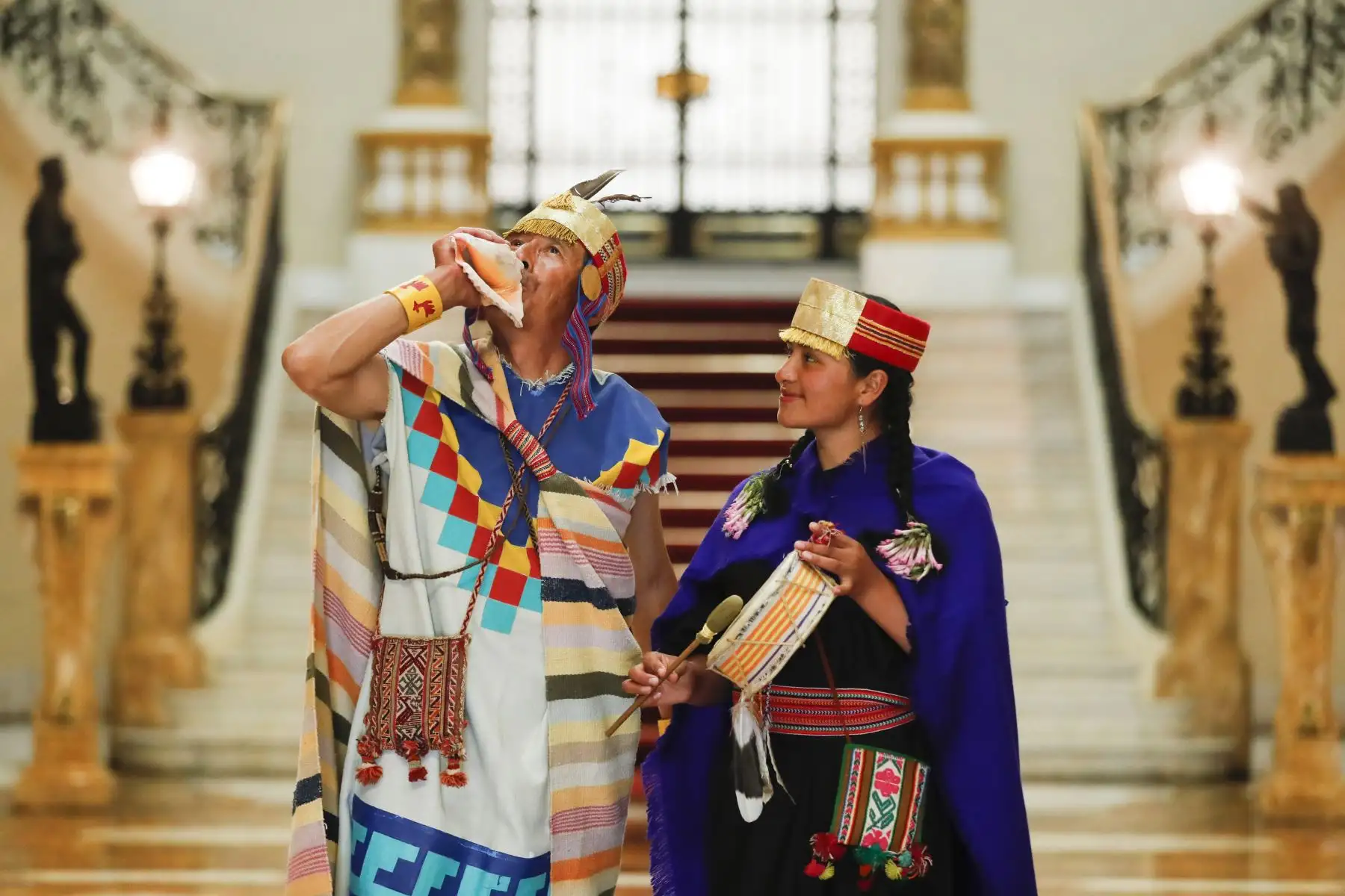 Jefe de Estado, Pedro Castillo participa en la ceremonia de promulgación de la Autógrafa de Ley que declara a Manko Inka como precursor y héroe nacional de la lucha de los pueblos indígenas de América. Foto: ANDINA/Prensa Presidencia