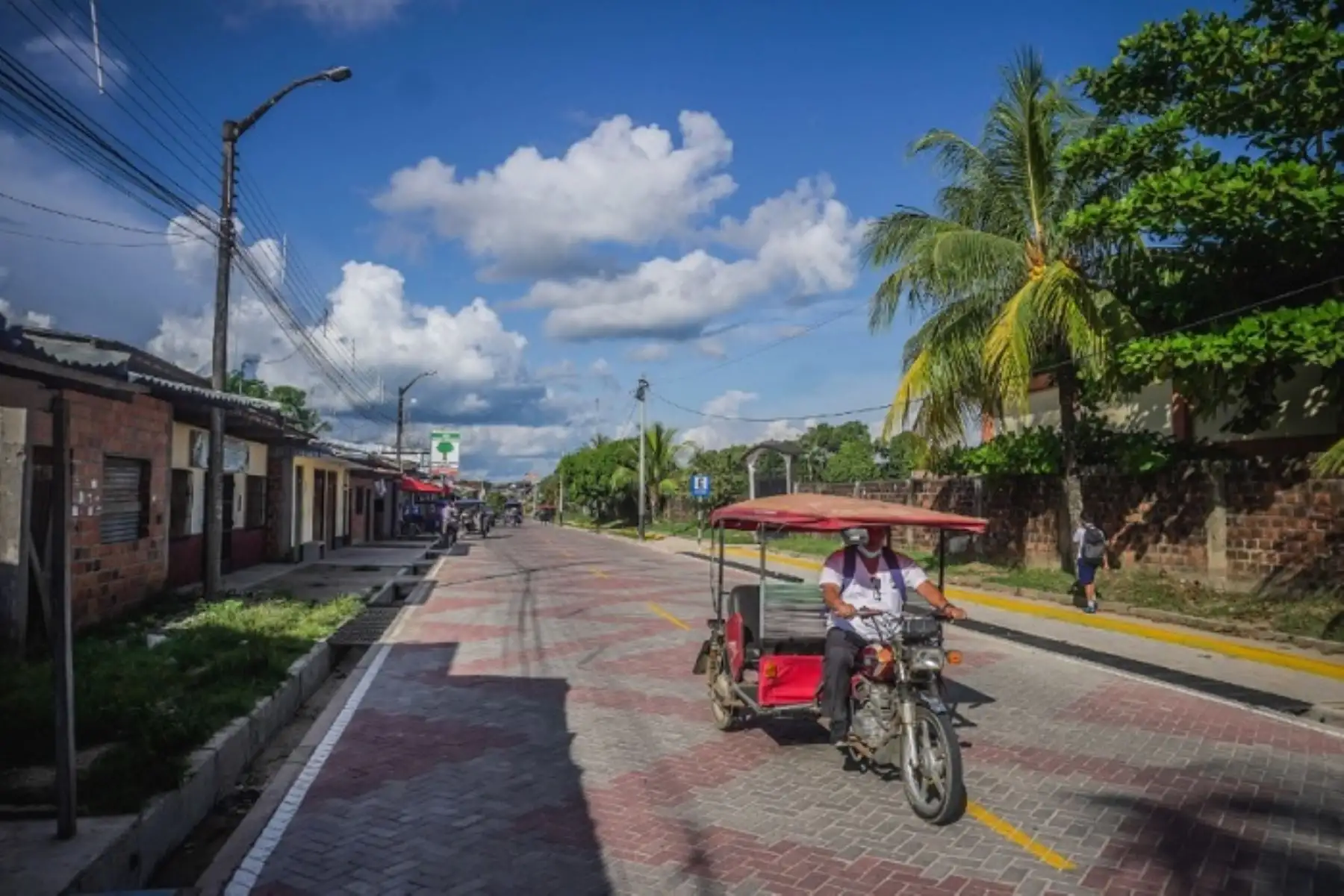 La ARCC  tiene proyectado invertir en 3,053 obras en 12 regiones del país.