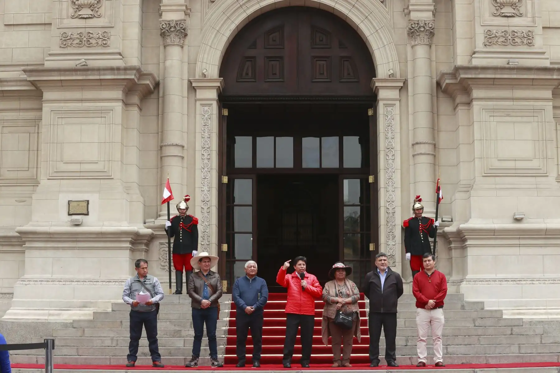 Presidente Pedro Castillo sostuvo encuentro con representantes de la Asamblea Nacional de los Pueblos del Perú. Foto: ANDINA/Presidencia Perú