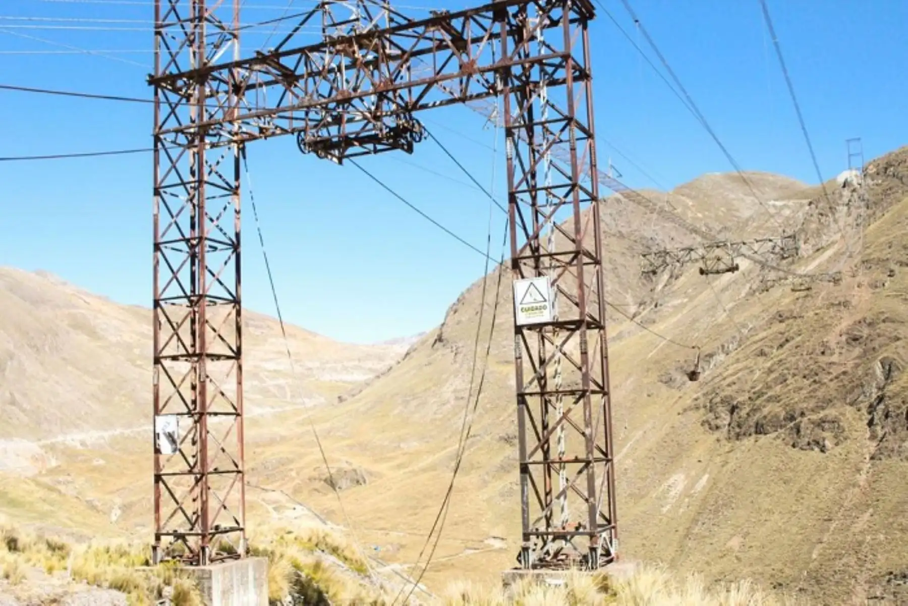 Yauyos: Amsac reinicia desmantelamiento de antiguo puente Chumpe