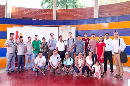 El Perú cuenta con 10 denominaciones de origen: pisco, maíz blanco gigante Cusco, Chulucanas (cerámica), pallar de Ica, café Villa Rica, loche de Lambayeque, café Machu Picchu-Huadquiña, maca Junín-Pasco, cacao Amazonas Perú y aceituna de Tacna.
