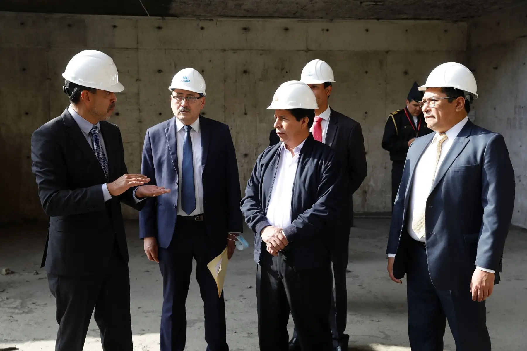 Presidente Pedro Castillo inspeccionó la Torre Trecca de EsSalud. Foto: ANDINA/Prensa Presidencia