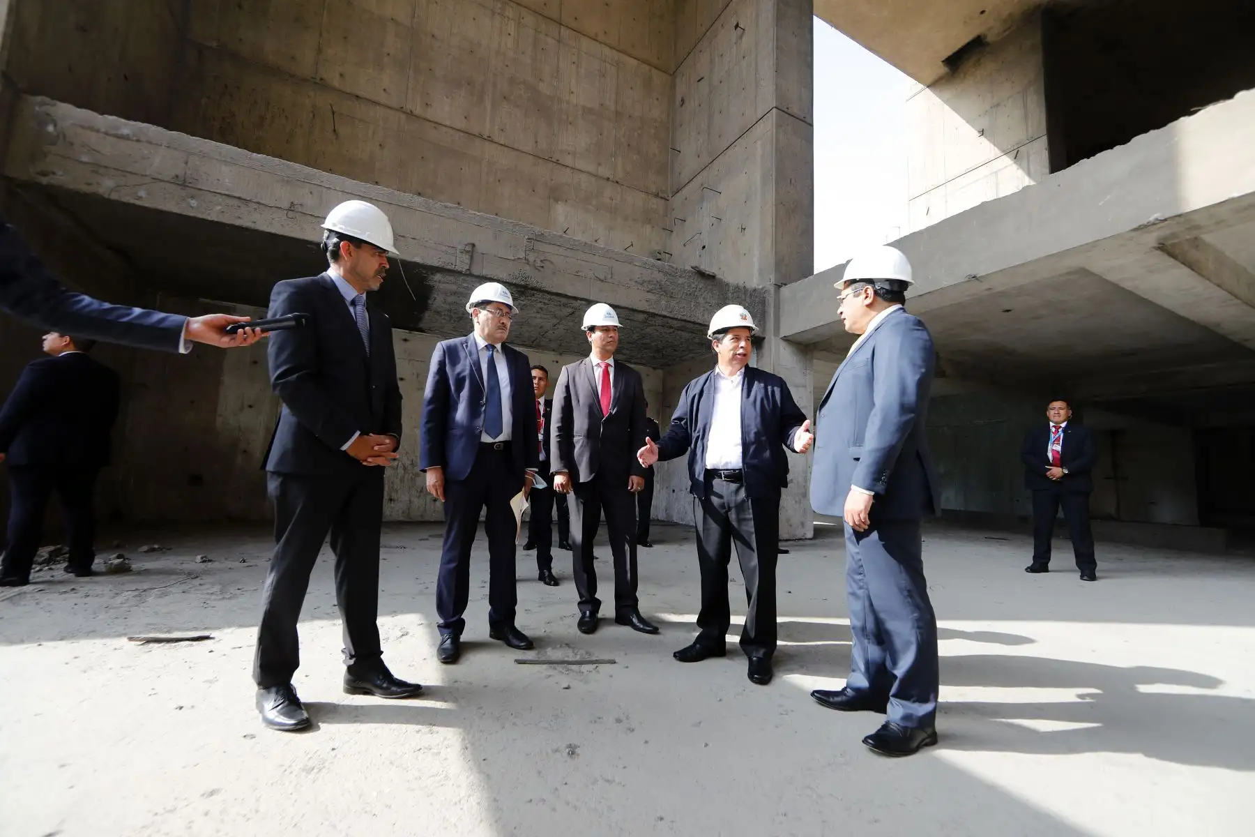 Presidente Pedro Castillo inspeccionó la Torre Trecca de EsSalud. Foto: ANDINA/Prensa Presidencia