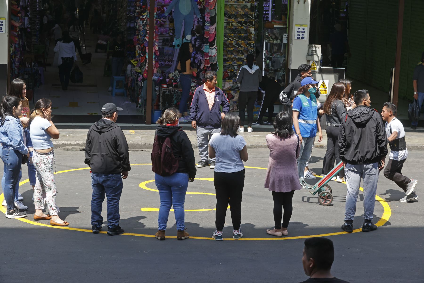 Más de 100 personas entre comerciantes, brigadas de seguridad y personal operativo de la Municipalidad de Lima participarán del simulacro multipeligro en el conglomerado del Triángulo Grau.Foto: ANDINA/Vidal Tarqui