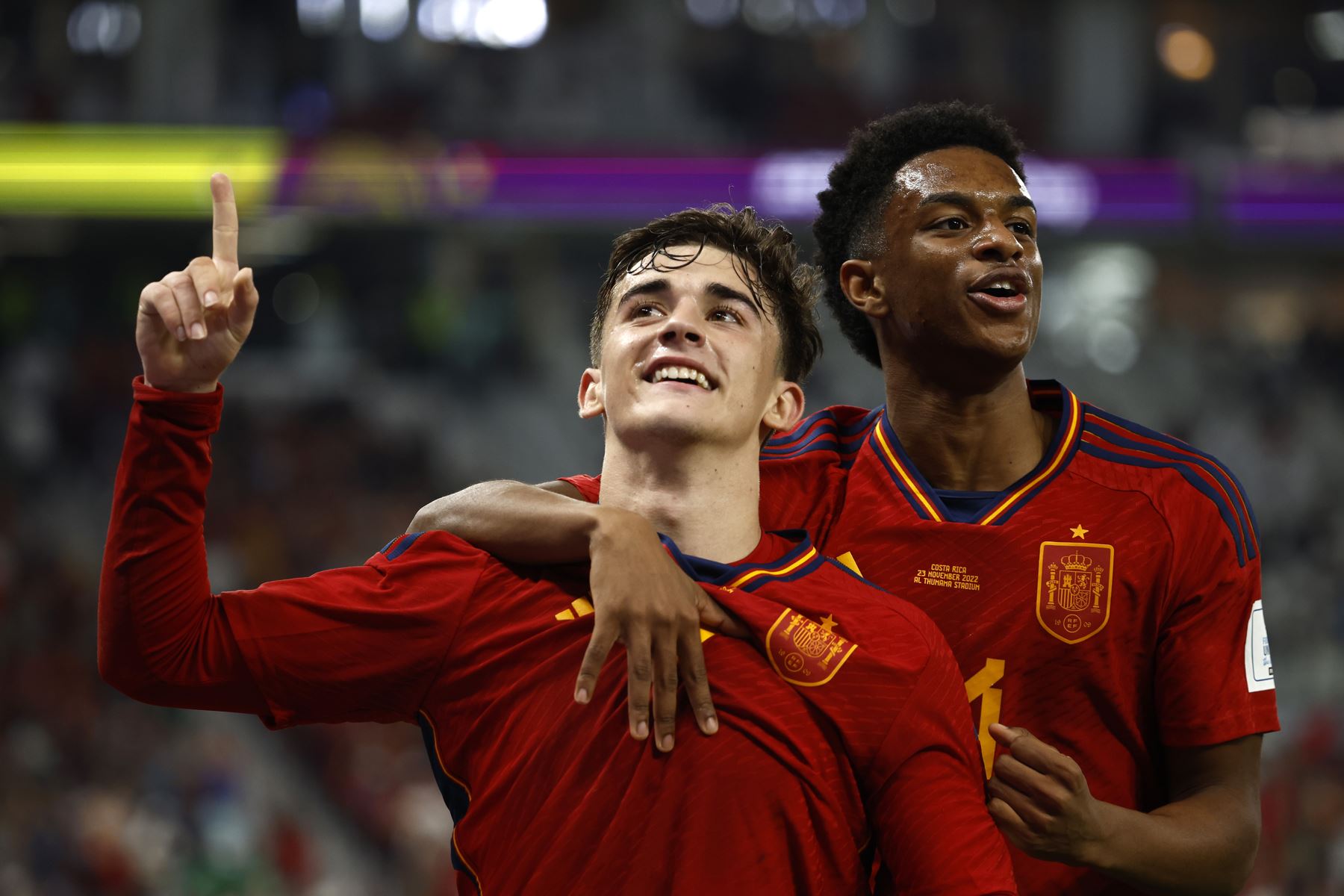 Gavi de España celebra un gol hoy, en un partido de la fase de grupos del Mundial de Fútbol Catar 2022 entre España y Costa Rica en el estadio Al Zumama en Doha. Foto: EFE