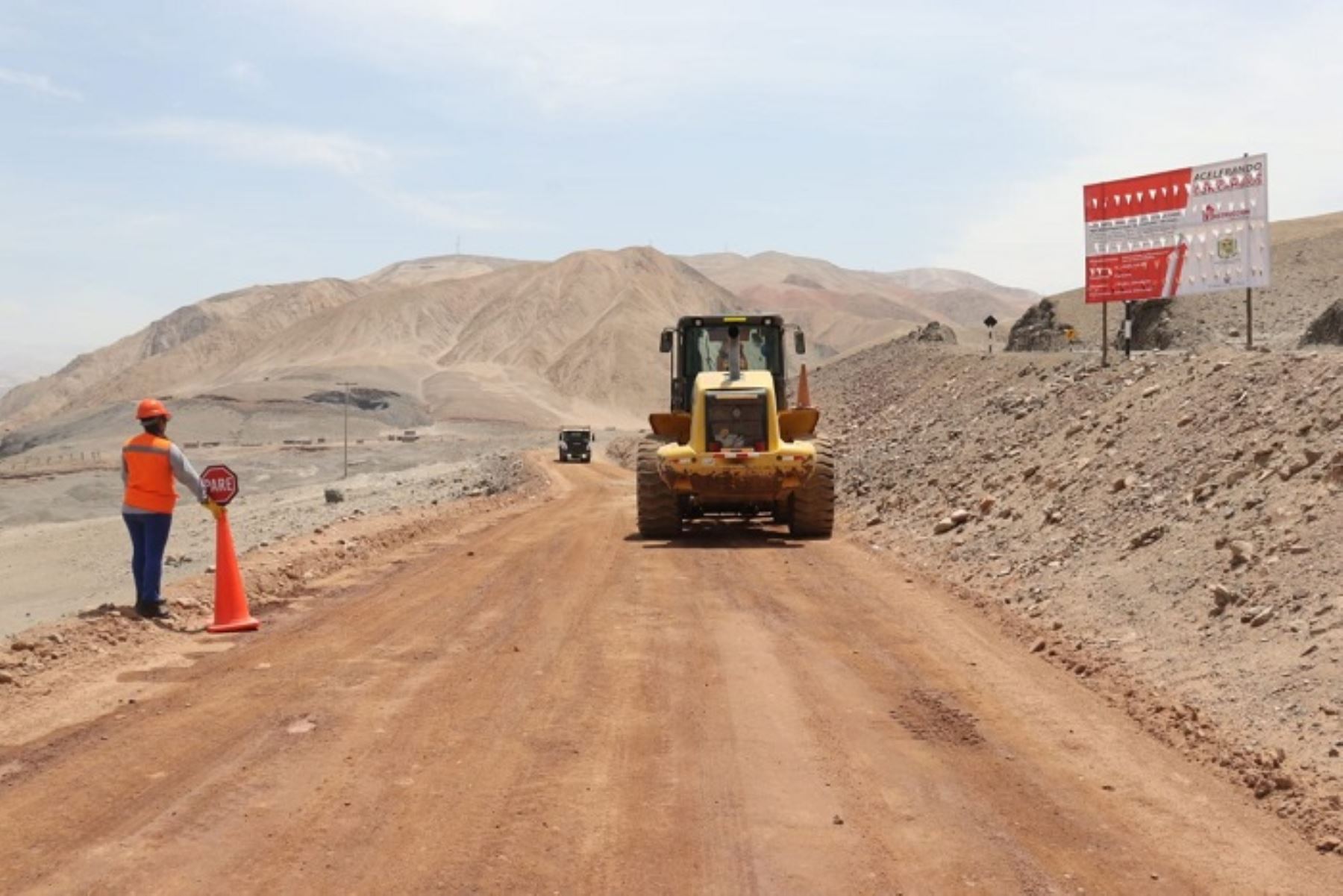 Arequipa: reinician reconstrucción de camino vecinal en El Carrizal-Cocachacra