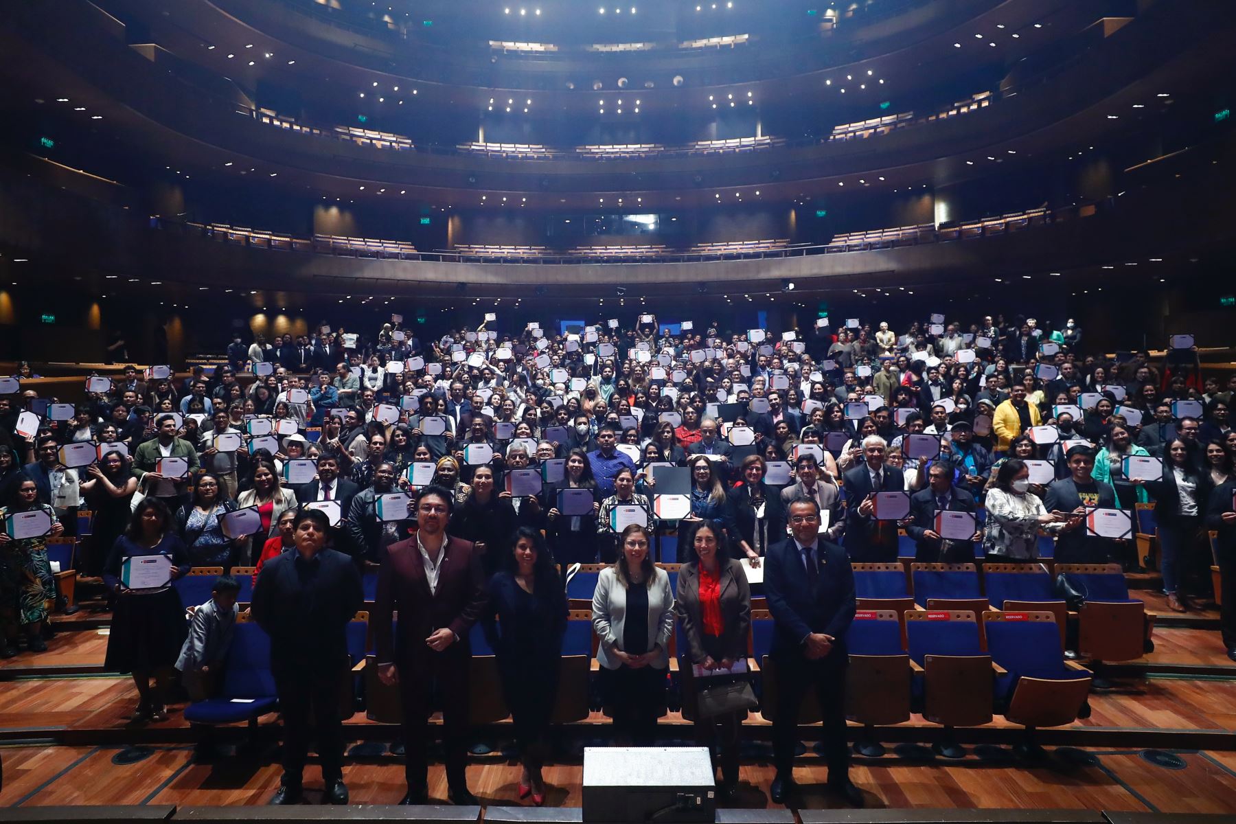 En el Gran Teatro Nacional el Ministerio de Cultura realizó ceremonia de premiación de los proyectos ganadores de estímulos económicos 2022 para las artes escénicas, artes visuales, música, libro y fomento de la lectura, cine y audiovisual. Foto: ANDINA/MINCUL