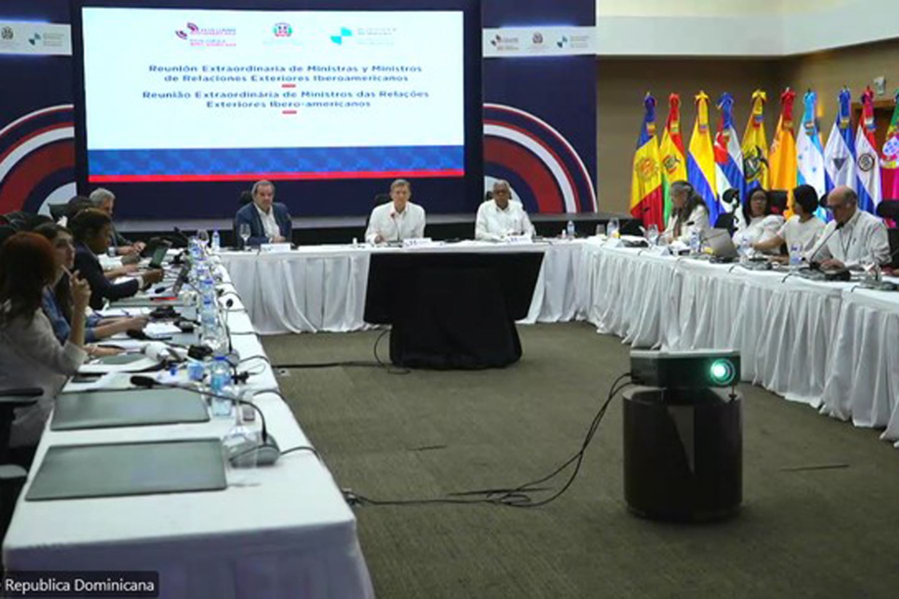 El Ministro de Relaciones Exteriores, César Landa, participó en la Reunión Extraordinaria de Cancilleres de Iberoamérica, llevada a cabo en formato virtual.