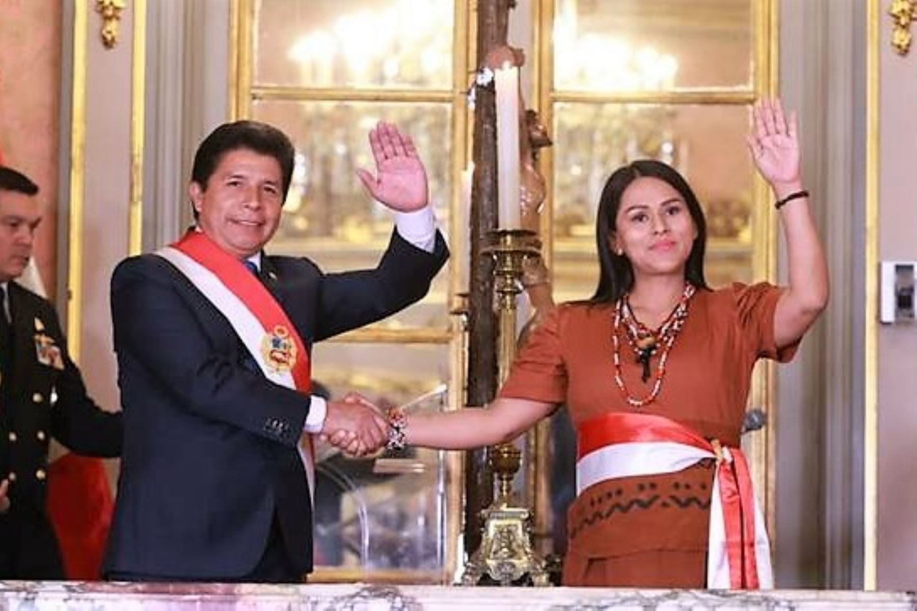 El presidente Pedro Castillo tomó juramento a Silvana Robles Araujo. Foto: ANDINA/Difusión