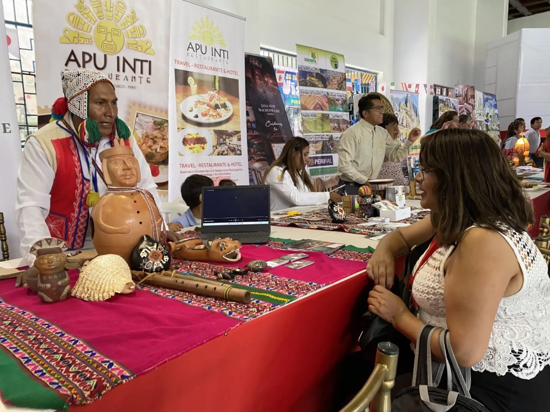 Con participación de operadores turísticos nacionales y de diversos países, Marca Machu Picchu promueve la reactivación económica y turística de Cusco. ANDINA/Percy Hurtado Santillán