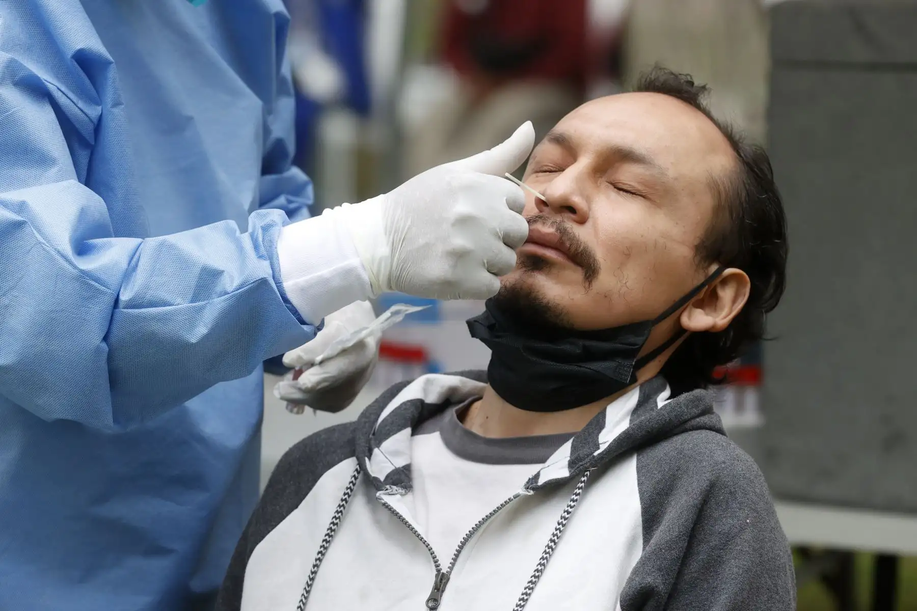 Ministerio de Salud, hace descarte contra la COVID-19 en Campo de Marte: Foto: ANDINA/Vidal Tarqui