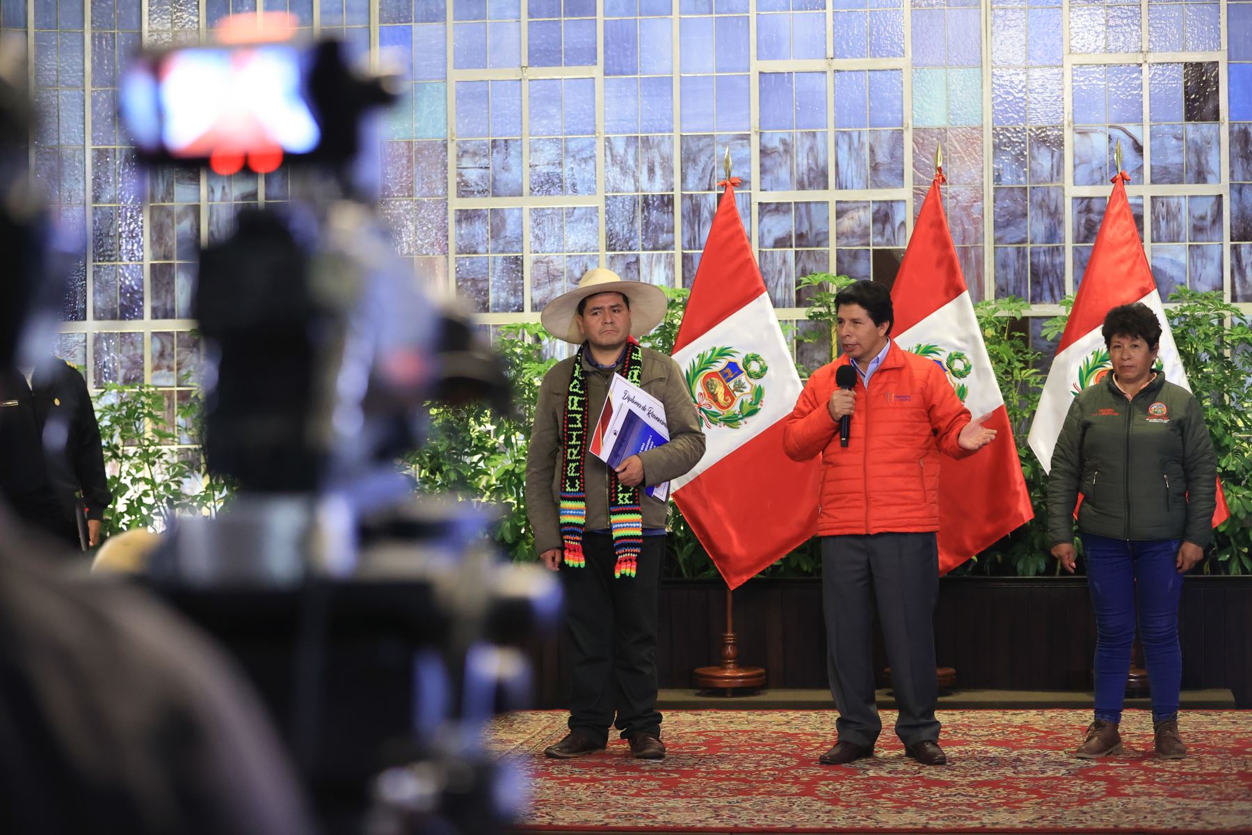 Presidente Pedro Castillo sostiene reunión y reconoce labor de Rondas Campesinas. Foto: ANDINA/Prensa Presidencia