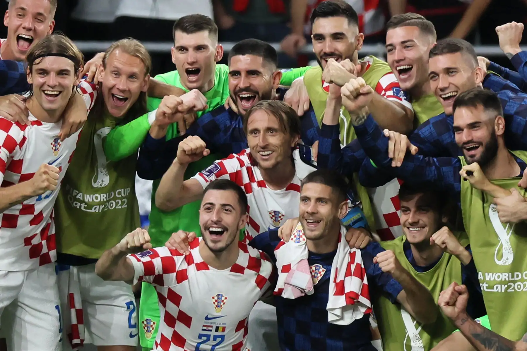 Los jugadores de Croacia celebran después del partido de fútbol del Grupo F de la Copa Mundial de Qatar 2022 entre Croacia y Bélgica en el Estadio Ahmad Bin Ali en Al-Rayyan, al oeste de Doha, el 1 de diciembre de 2022.
Foto: AFP