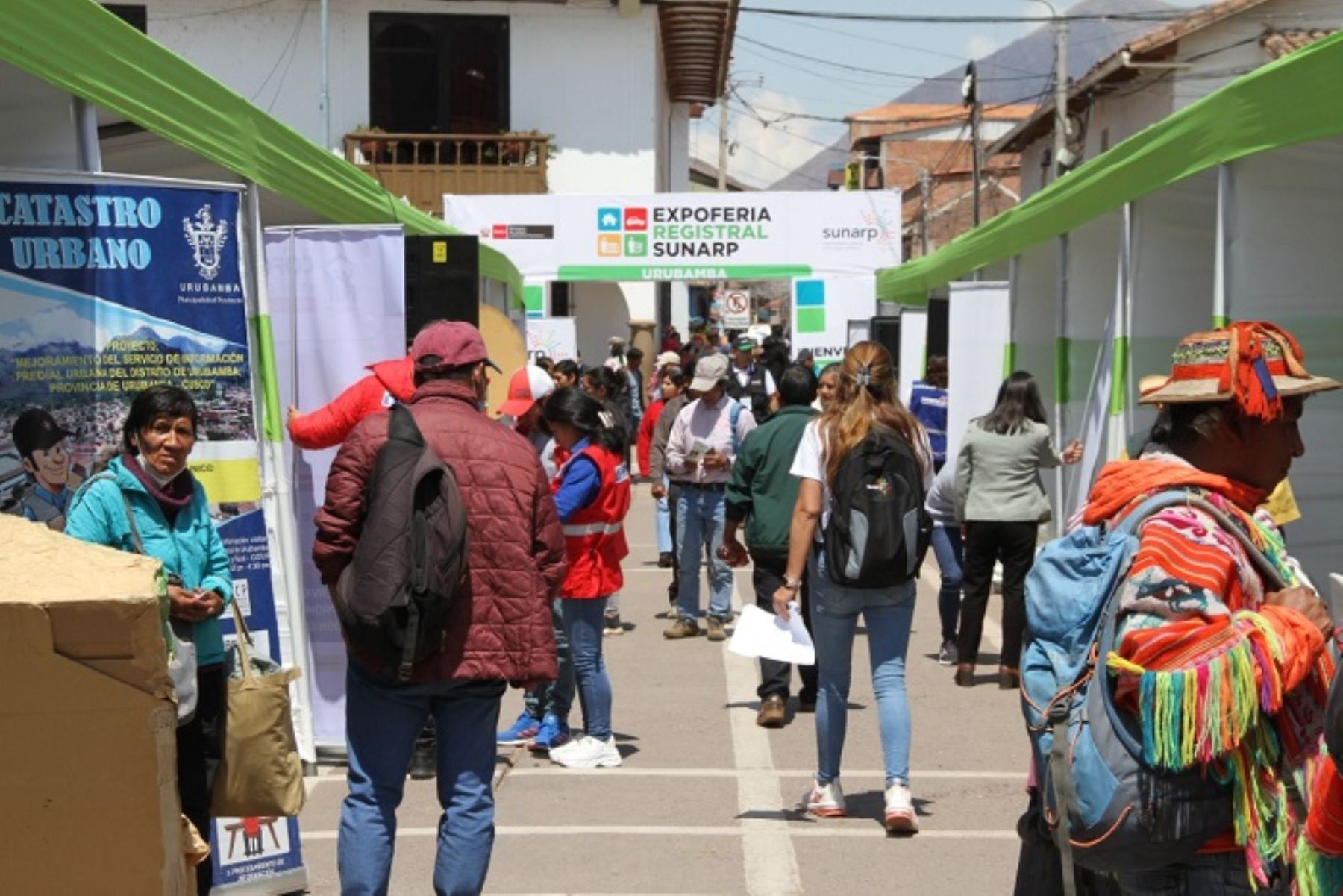 Cusco: expoferia registral de la Sunarp dio atención bilingüe en español y quechua