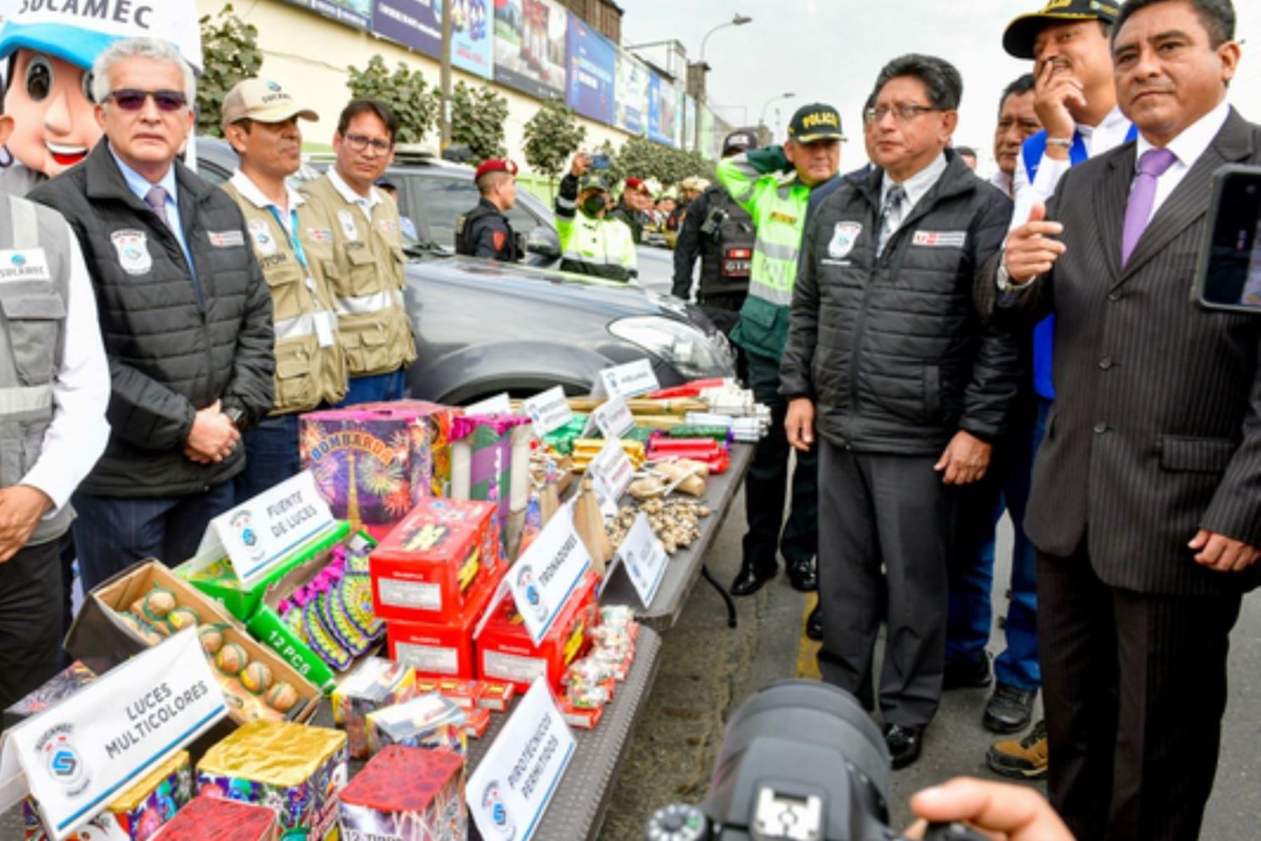 Sucamec: solo hay una feria autorizada para comercializar pirotécnicos en Lima. Foto: ANDINA/Difusión.